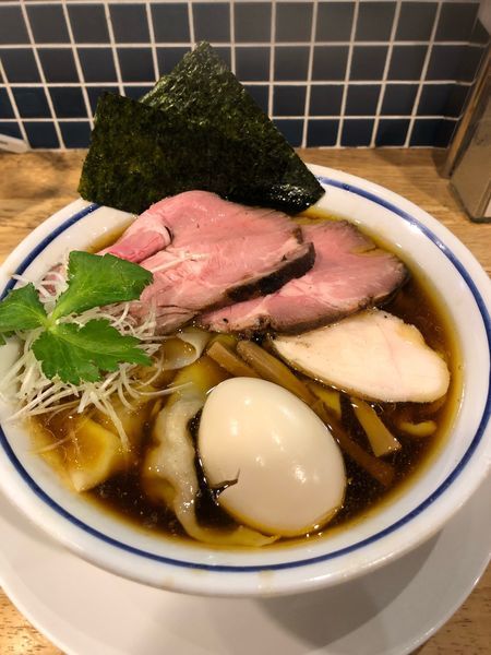 「特製中華そば醤油＋ワンタン」@手打式超多加水麺 ののくらの写真