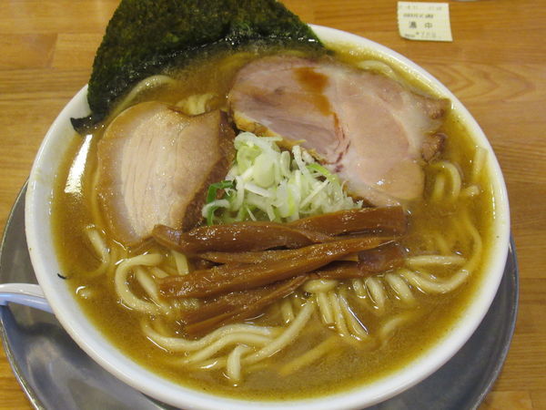 「濃厚豚鶏魚介ソバ（中）（700円）」@麺屋 らいぞうの写真