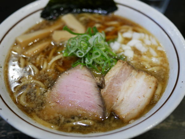 「煮干しそば 中盛250g」@中華そば しながわの写真