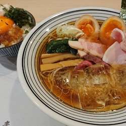 【数量限定】味玉冷やし蕎麦＋【季節のご飯】お肉ごはん