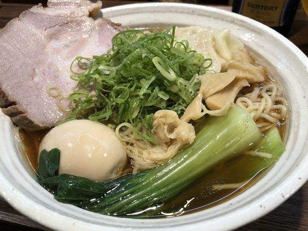 「特製燻製醤油ラーメン」@燻製麺 燻の写真