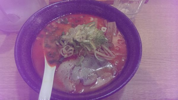「辛味噌ラーメン、替え玉３玉」@らーめん光醤の写真