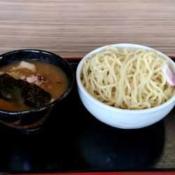 濃厚魚介豚骨つけ麺(並盛・350g)788円