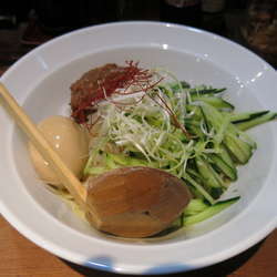 ジャージャー麺(季節限定)：780円