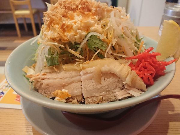「冷やしブタまぜゆず胡椒マヨ味」@ラーメンブタヒロの写真
