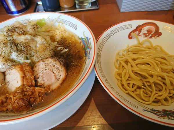 「ミニラーメン¥700+つけ麺変更¥100+味玉¥100」@豚山 町田店の写真
