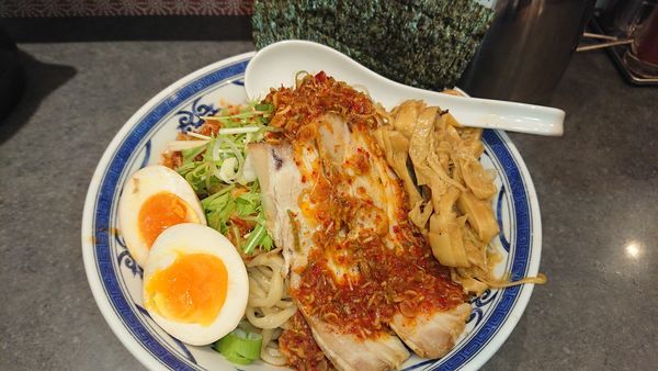 「[限定]辛味冷やし中華(950円)大盛無料」@つけ麺や 武双の写真