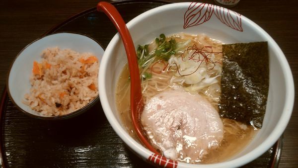 「【限定】貝出汁白醤油らーめん¥800-+炊き込みご飯(無料)」@麺処 あす花の写真