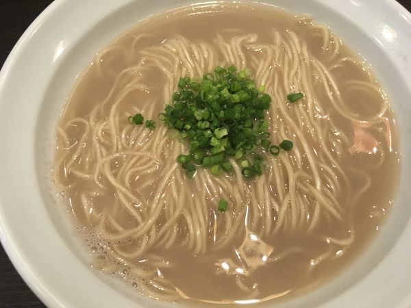 「【限定】本鮪の兜そば」@灰汁中華 丿貫 福富町本店の写真