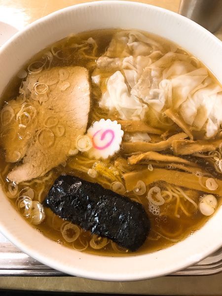 「ワンタン麺＋生卵」@大宮大勝軒の写真