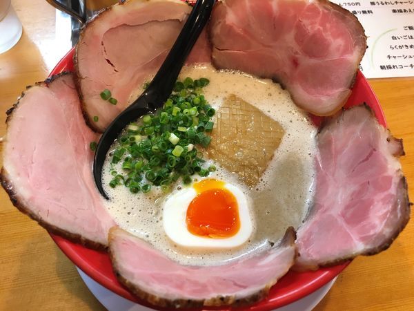 「らくがき 濃厚ふわとろチャーシューメン＋ローストビーフ丼」@僕家のらーめん おえかきの写真