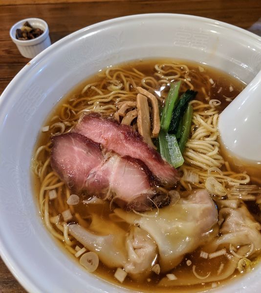 「ワンタンめん(3個・醤油)　880円」@らーめん穀雨の写真