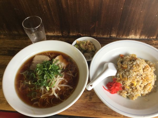 「チャーハン+ラーメン(¥700、ランチセット)」@萬珍軒の写真