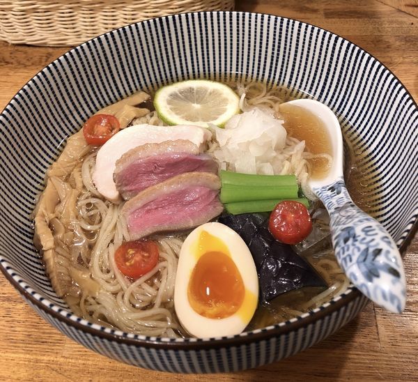 「冷し出汁そば 880円＋八海山＋鶏チャーシュー」@中華そば きなりの写真