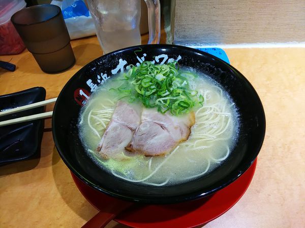 「らーめん」@長浜ナンバーワン 博多デイトス店の写真