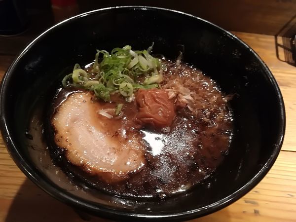 「8/20 南高梅ラーメン850円」@麺や 幸村の写真
