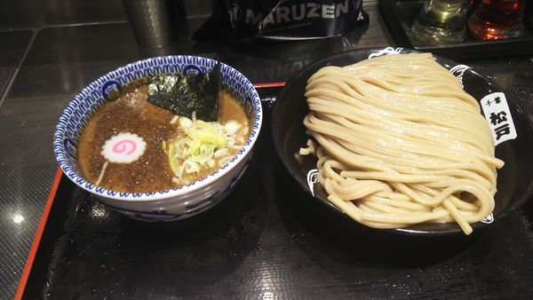 「濃厚魚介つけ麺特盛」@松戸富田麺絆の写真