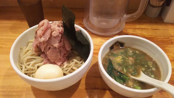 「特製濃厚つけ麺特盛」@真鯛らーめん 麺魚の写真