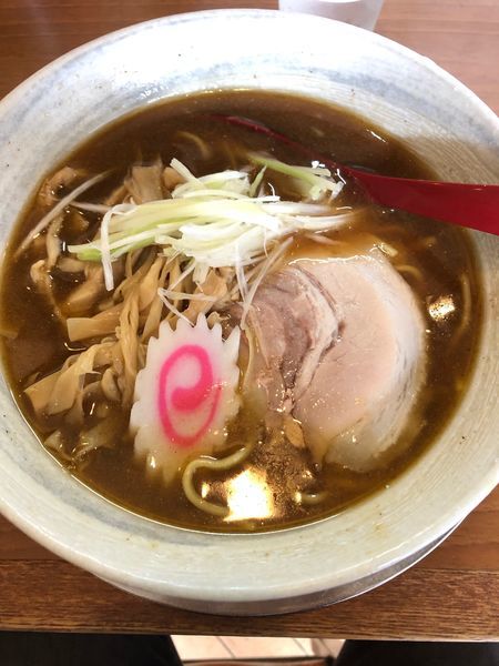 「煮干しらーめん」@栄昇らーめんの写真