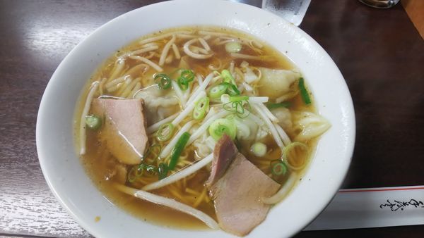 「ワンタン麺 500円」@中華・洋食 マルヤ 浜中店の写真