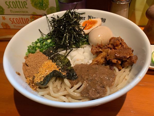 「油そば＋味玉＋刻み海苔＋すだち」@麺Dining Number Nine 09の写真