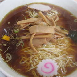 メンマ入りそば　「918円」