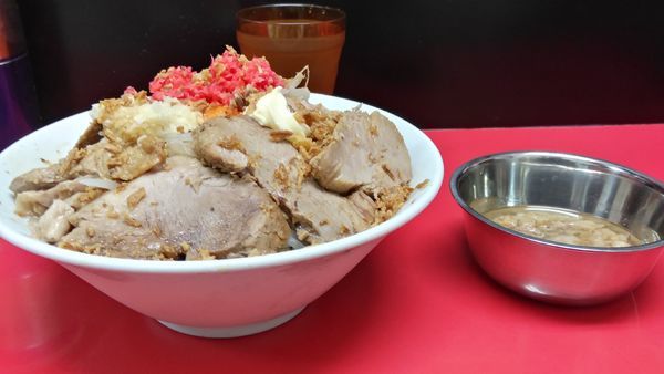「冷やし汁なし」@ラーメンハイキックの写真