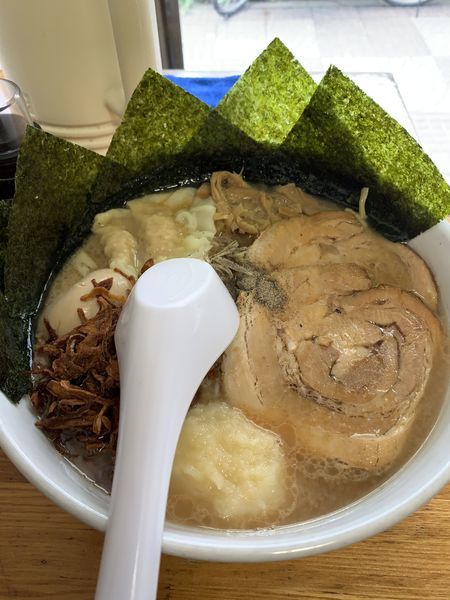 「全部のせラーメン」@塚越ラーメンの写真