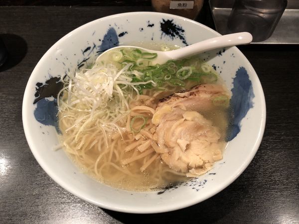 「鶏そば」@自家製麺 鶏そば 三歩一の写真