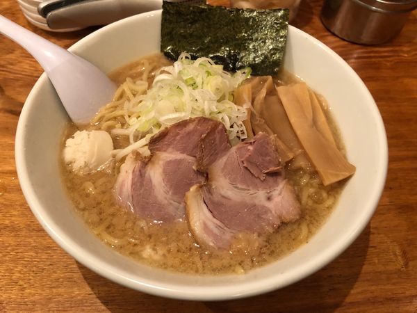 「元 (はじめ)+大盛無料 750円」@野方ホープ 吉祥寺店の写真