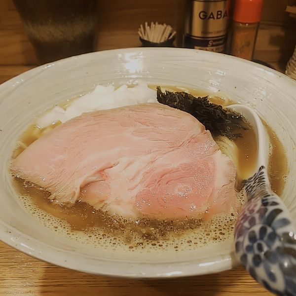 「【気まぐれ限定】もっちり煮干麺」@中華そば きなりの写真