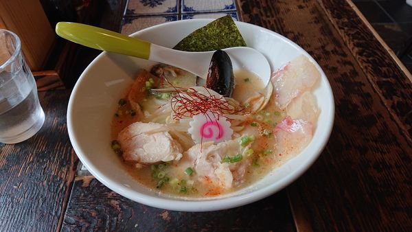 「－kiwami－貝ダシ塩らぁ麺　太麺」@麺処いっ歩の写真