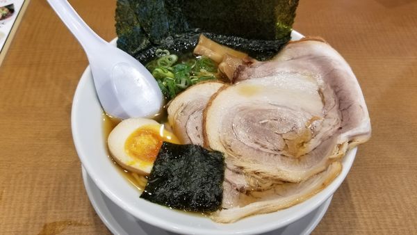 「中華そば　全部盛り」@二代目丸源 松本店の写真