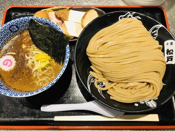 「柏幻霜ポーク 濃厚つけ麺(大)全部乗せ 1590円」@松戸富田麺絆の写真