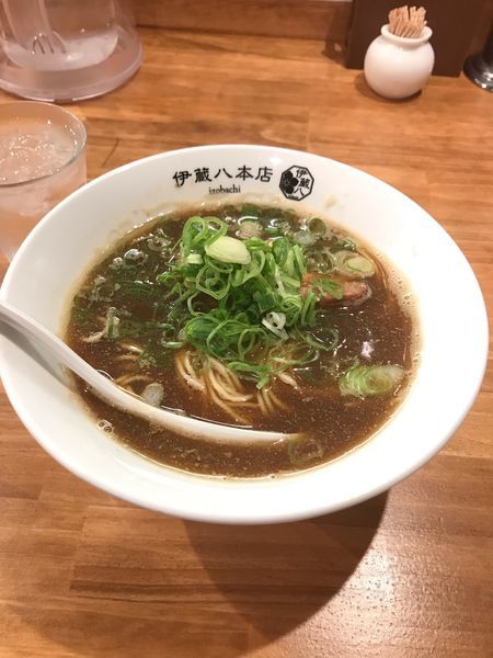 「中華そば」@中華そば つけそば 伊蔵八 本店の写真