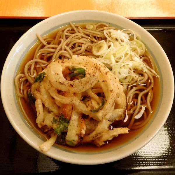 「かき揚そば（430円）」@かのや 新宿西口店の写真