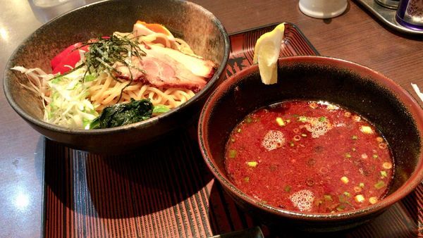 「辛旨つけ麺」@らうめん 纏の写真