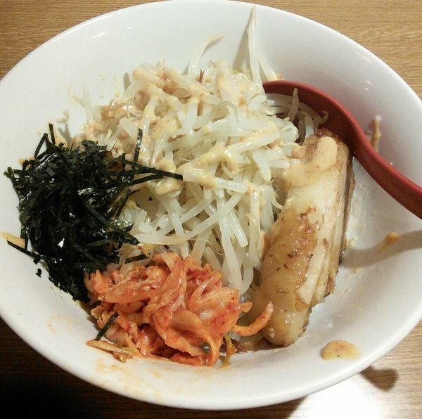 「【限定】スタミナ冷やし中華 880円」@火の豚 立川ラーメンスクエア店の写真