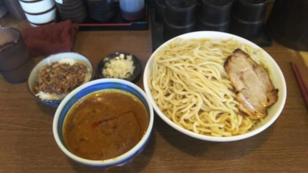 「濃厚カレーつけ麺特盛+チャーシュー」@麺屋あらき 竈の番人外伝の写真