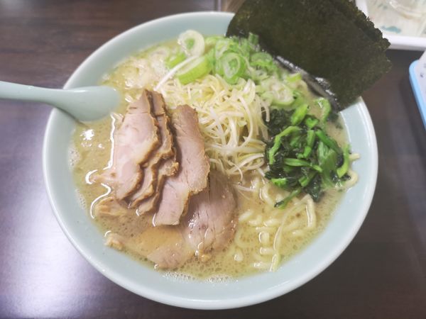 「チャーシューめん」@横浜ラーメン 家系家 八戸店の写真