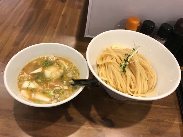 「鶏白湯つけそば850円」@中華ダイニング 隆勝の写真