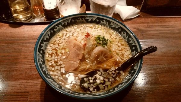 「雅楽谷らーめん￥720-+生ビール￥430-」@和風楽麺 四代目 ひのでやの写真