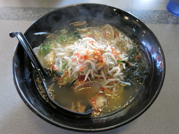 「元祖江の島らーめん:950円+消費税」@ラーメン花みずきの写真