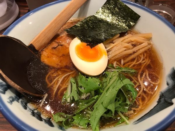 「醤油らーめん 980円」@AFURI 横浜ジョイナス店の写真