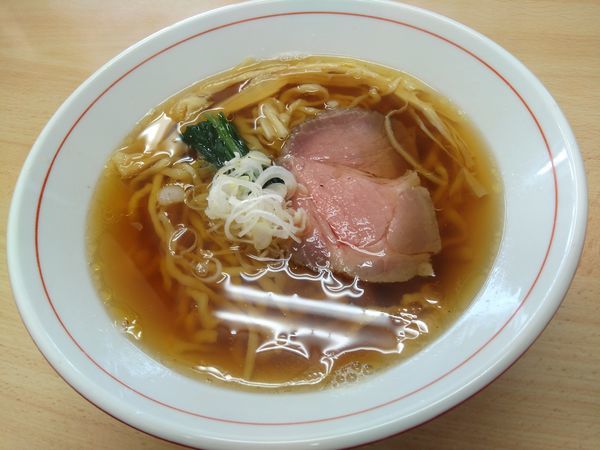 「白だし醤油ら〜麺（平打ち手もみ麺）¥650」@ら〜麺 安至の写真