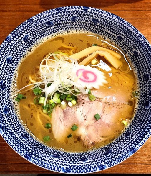 「魚介とんこつラーメン」@麺屋わおんの写真