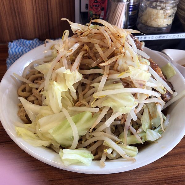 「まるそば(800円)麺量250g、麺硬め、ヤサイマシ、アブラ少な」@麺家ひまりの写真
