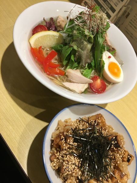 「冷やし塩らーめん+いか飯」@函館塩ラーメン 五稜郭の写真