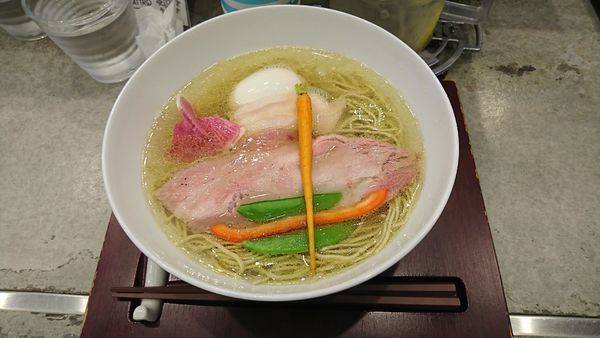 「空 味玉」@ラーメンクワトロの写真