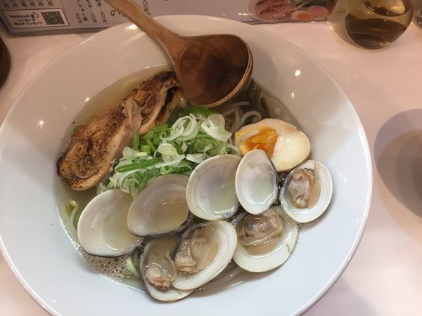「魚貝塩ラーメン(はまぐり)¥900」@KINGの写真